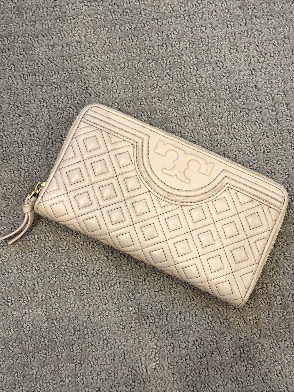 Tory Burch Quilted Zip Wallet in Blush Pink
